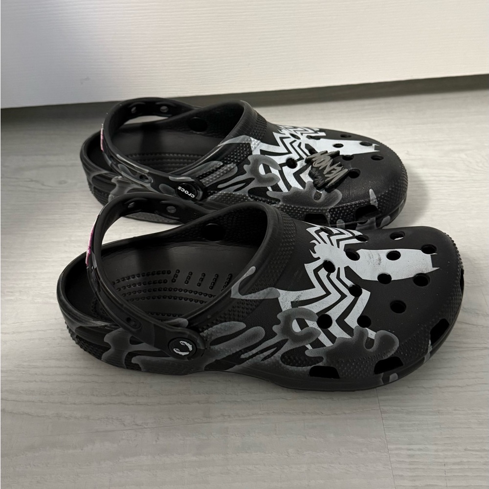 Marvel Venom CROCS